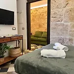 דירה Sikelikos