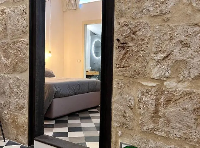 Sikelikos Apartment