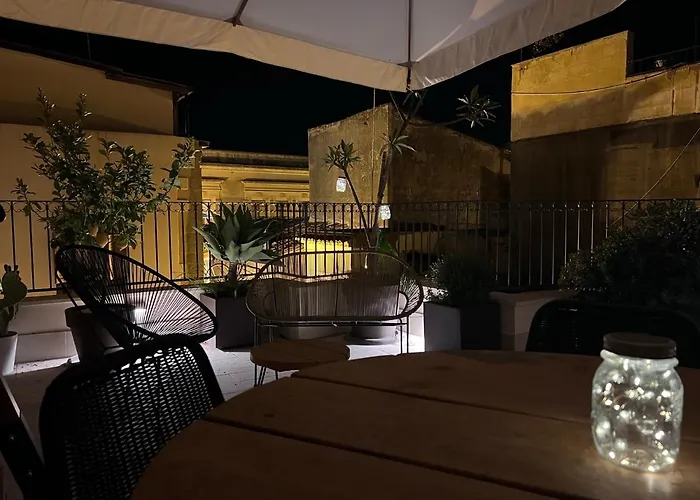 Sikelikos Apartment